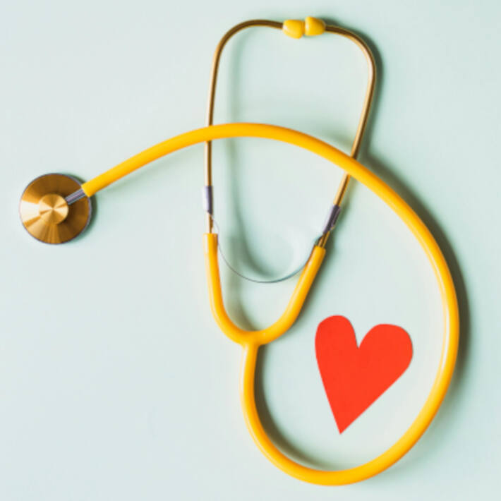 El “efecto Auracast”: cómo los espacios públicos serán más accesibles para la pérdida auditiva en 2026